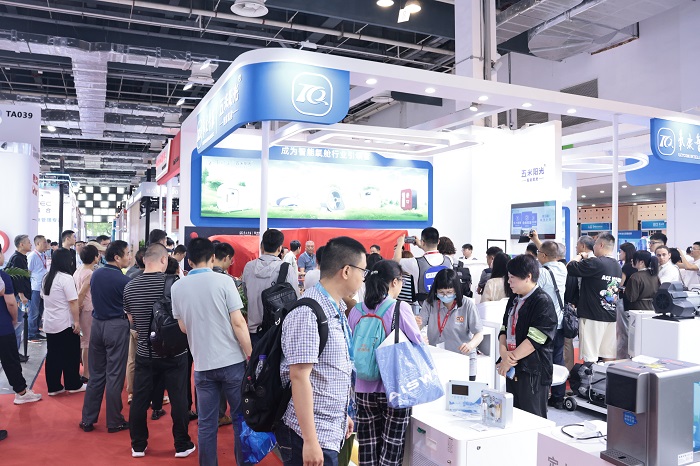 氧舱展.jpg 氧舱展.jpg