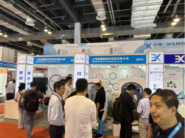 氧舱展会.png 氧舱展会.png